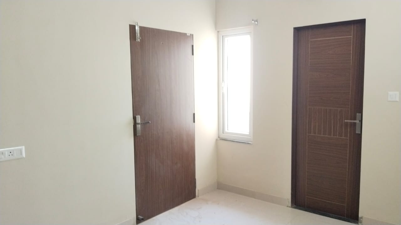 Spacious 4BHK Flat 2 Floor for Rent in Mansarovar, Jaipur-Mansarover-Jaipur